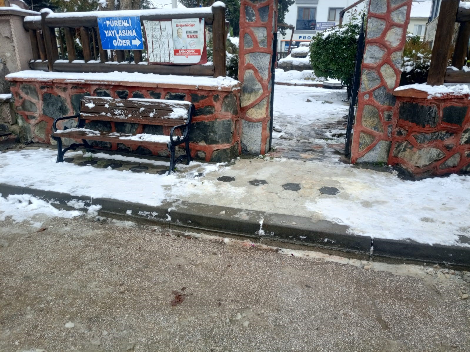 17-yasindaki-cocuk-husumetlisini-silahla-vurdu-2-gozalti