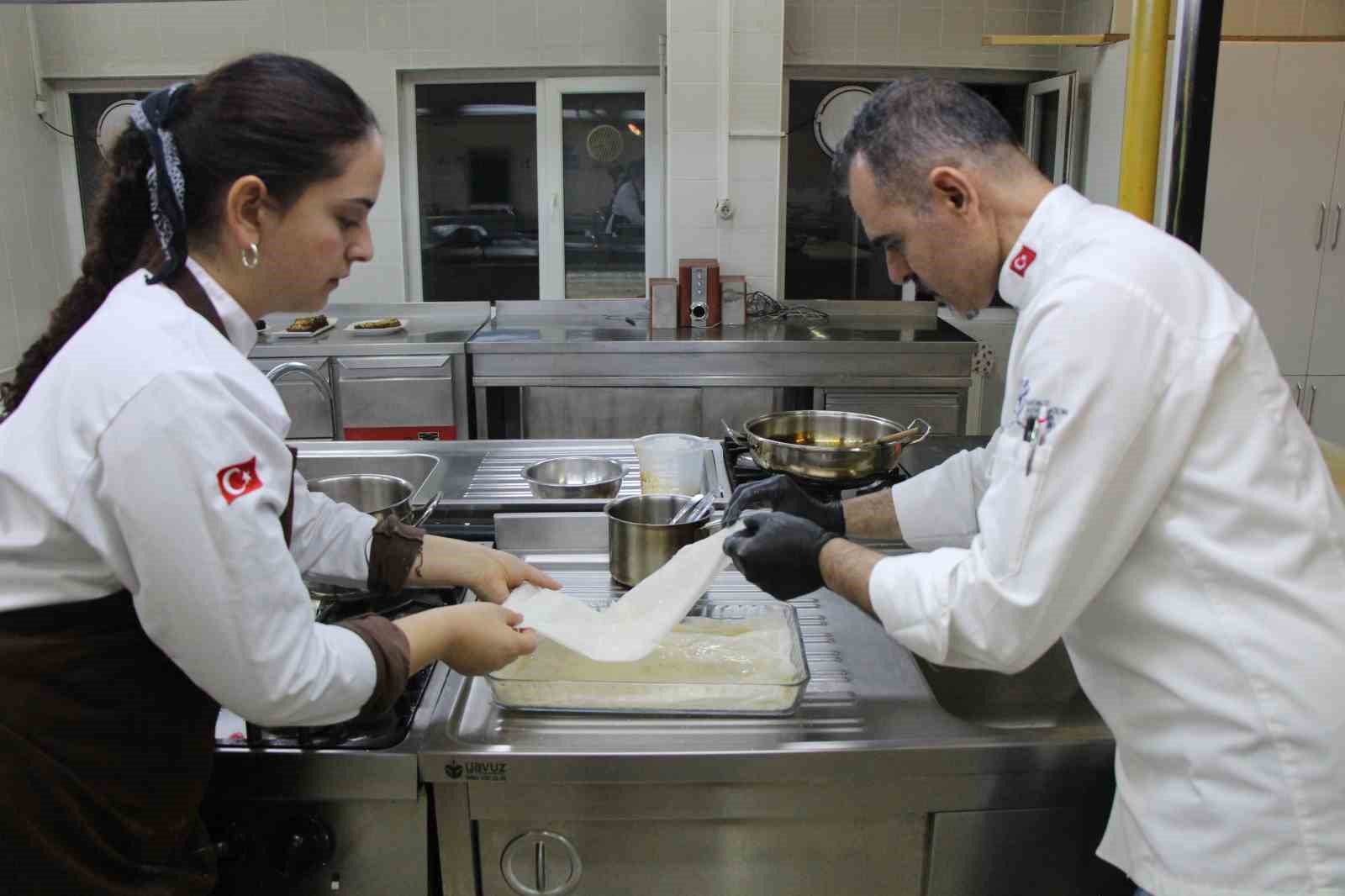 amasyanin-yeni-lezzeti-elmali-baklava
