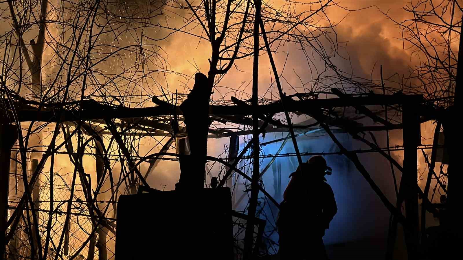 ardiye-yangini-eve-sicramadan-sonduruldu