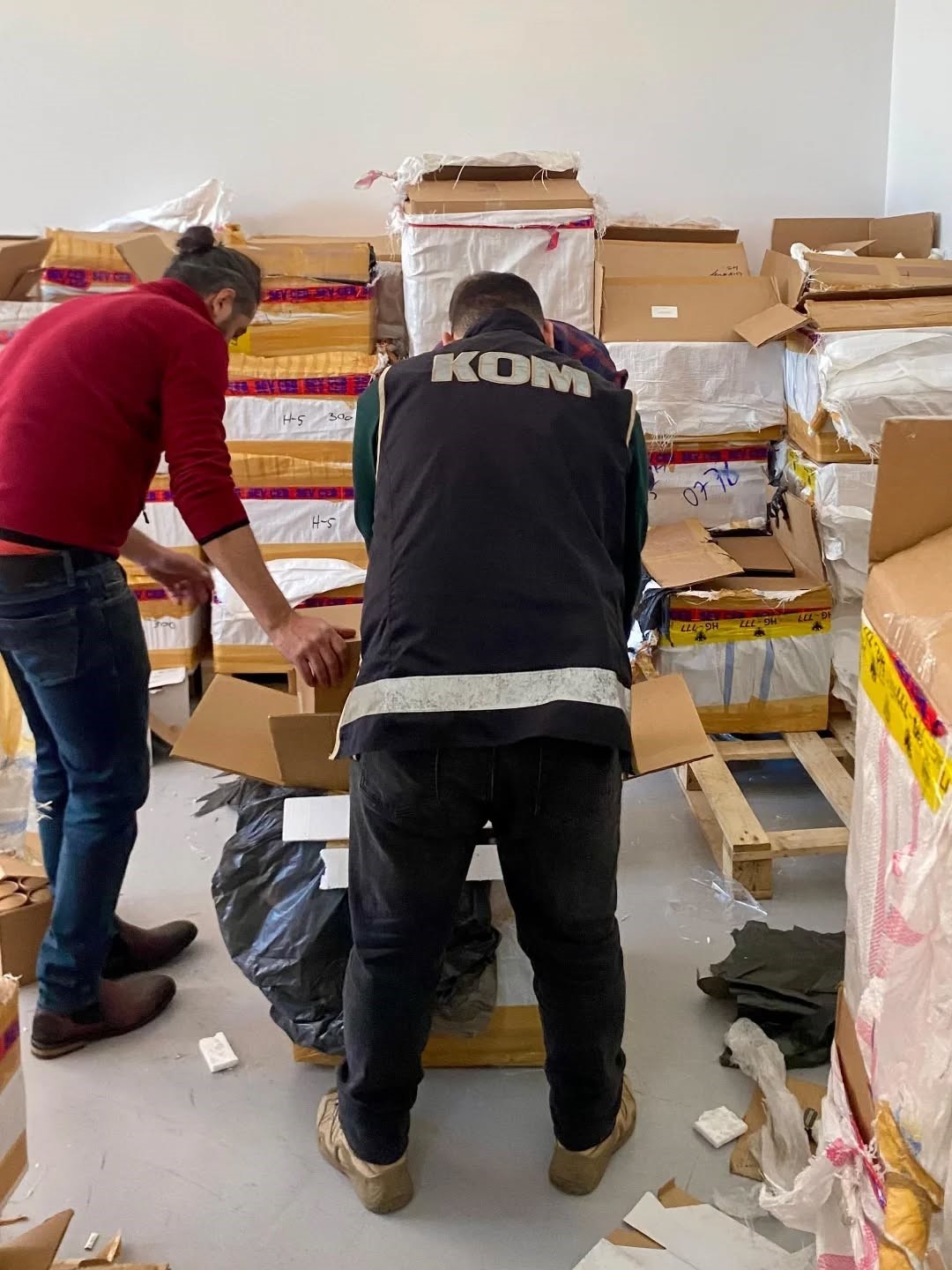 artvinde-kacakcilik-operasyonu-300-milyon-tllik-urun-ele-gecildi