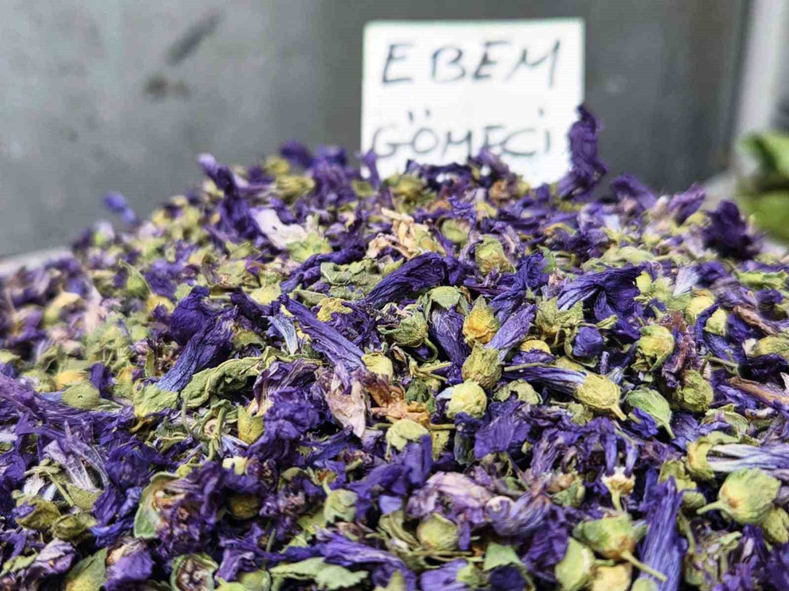 ayaz-vurdu-fincanlar-kis-cayiyla-doldu