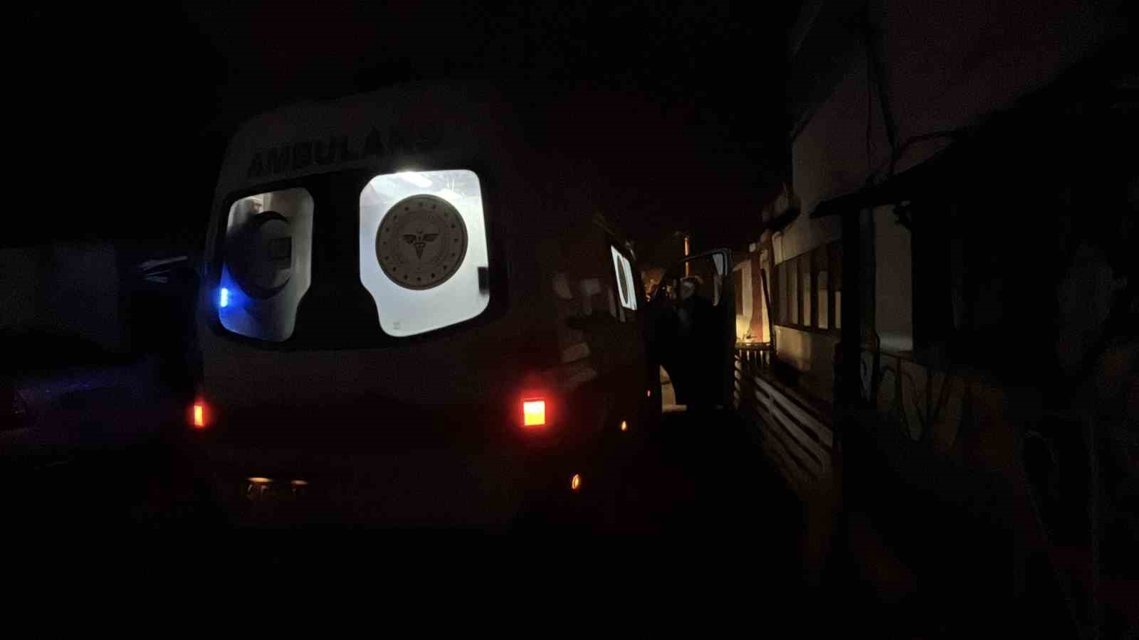 bakim-yaptigi-silahinin-ates-almasi-sonucu-agir-yaralandi