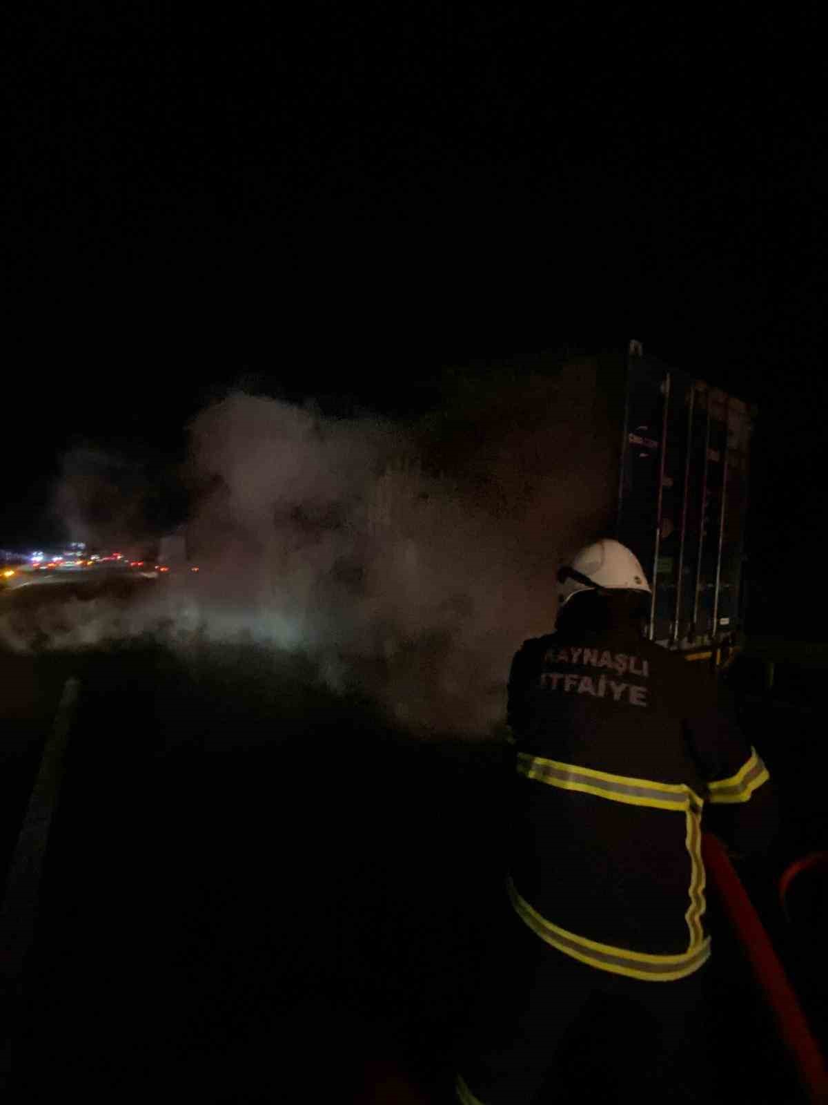 balatalarindan-tutusan-tirdaki-yangin-kisa-surede-sonduruldu