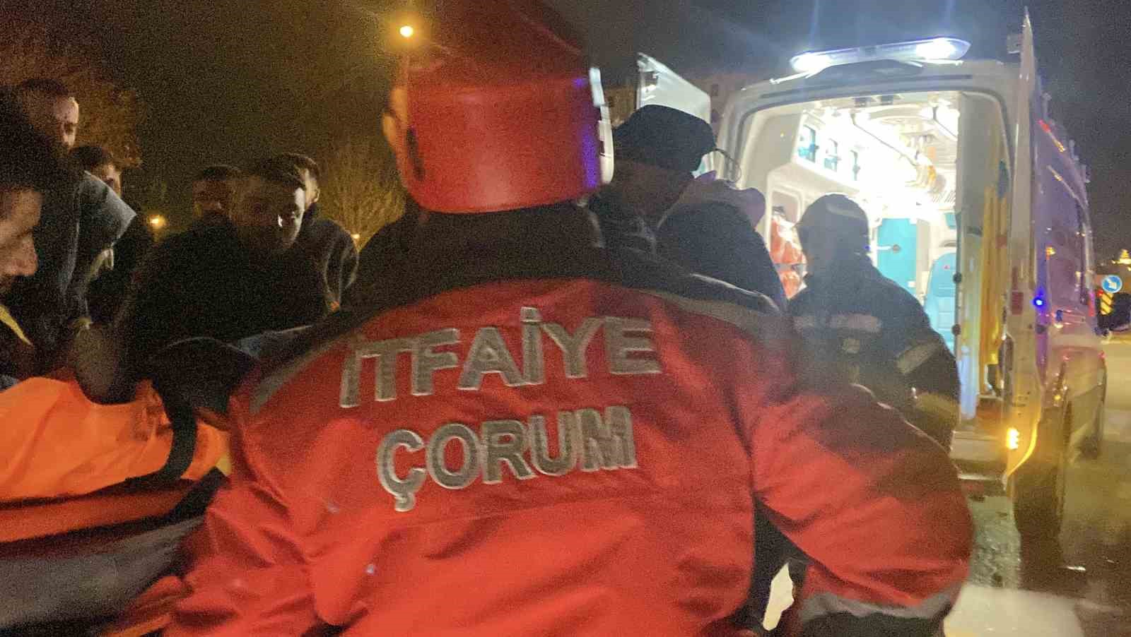 cekici-ile-carpisan-otomobil-hurdaya-dondu-ekipler-yarali-surucu-icin-zamanla-yaristi