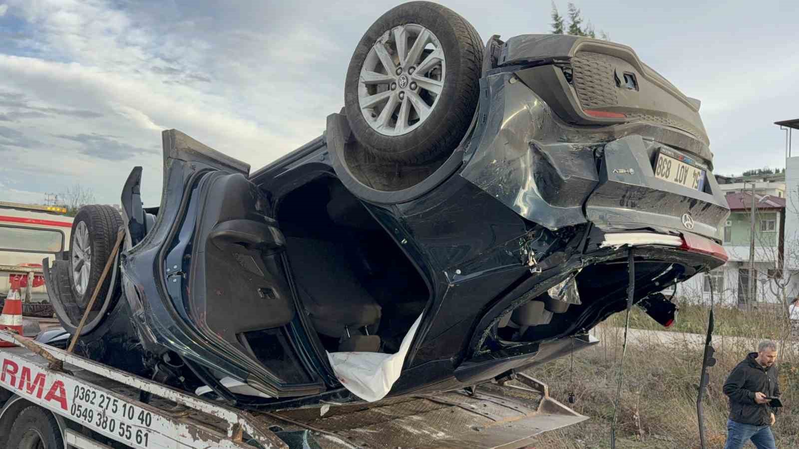 cenaze-donusu-feci-kaza-4-yarali