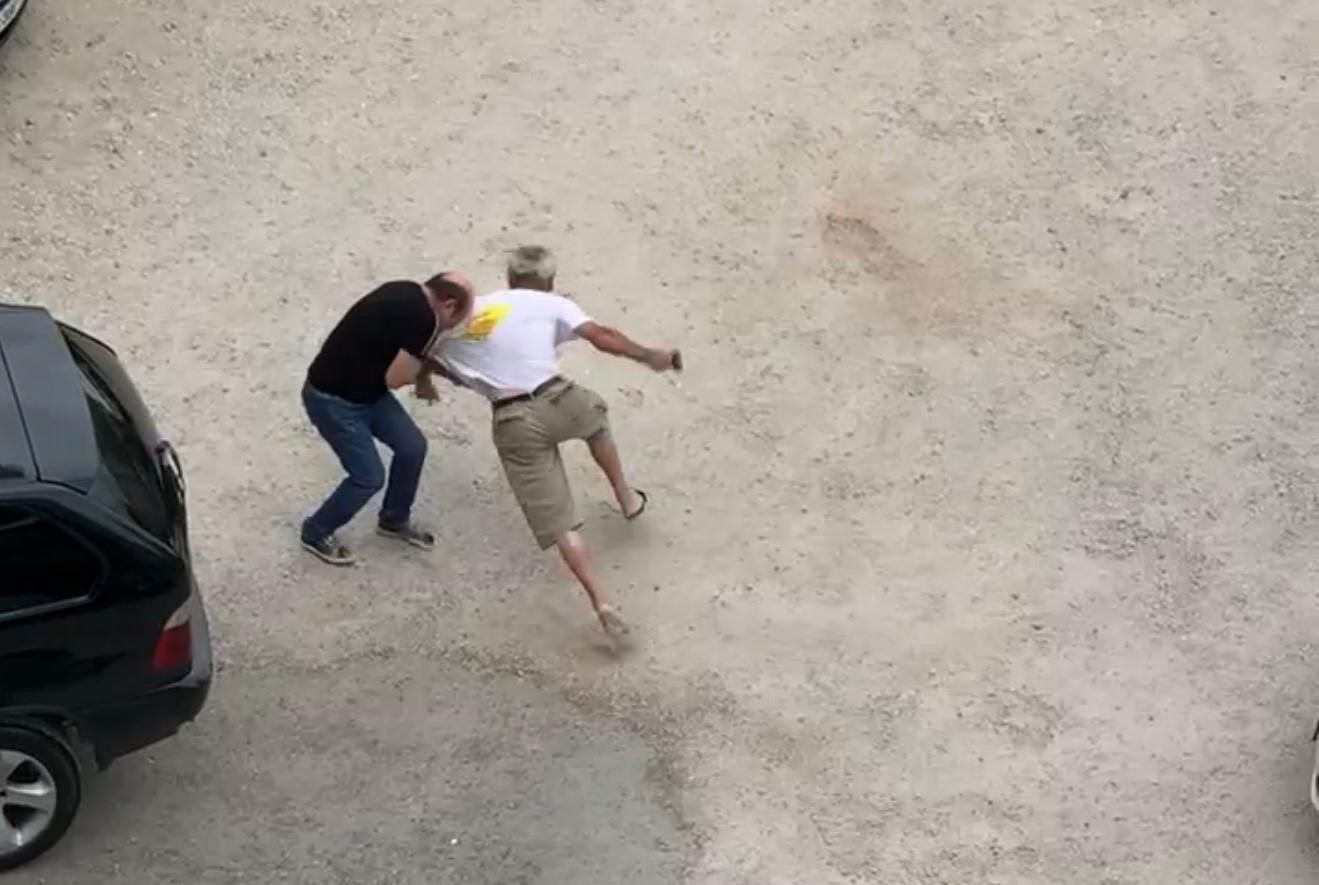 cep-telefonu-kaydi-ele-verdi-aftan-cikan-otoparkciya-ikinci-silahli-saldiridan-14-yil-hapis