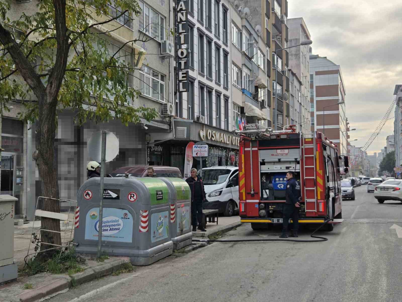 cop-konteyneri-yanginina-itfaiye-mudahale-etti