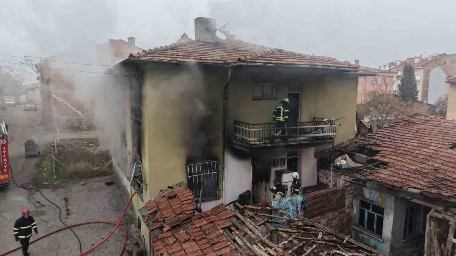 corumda-2-katli-ev-alev-alev-yandi