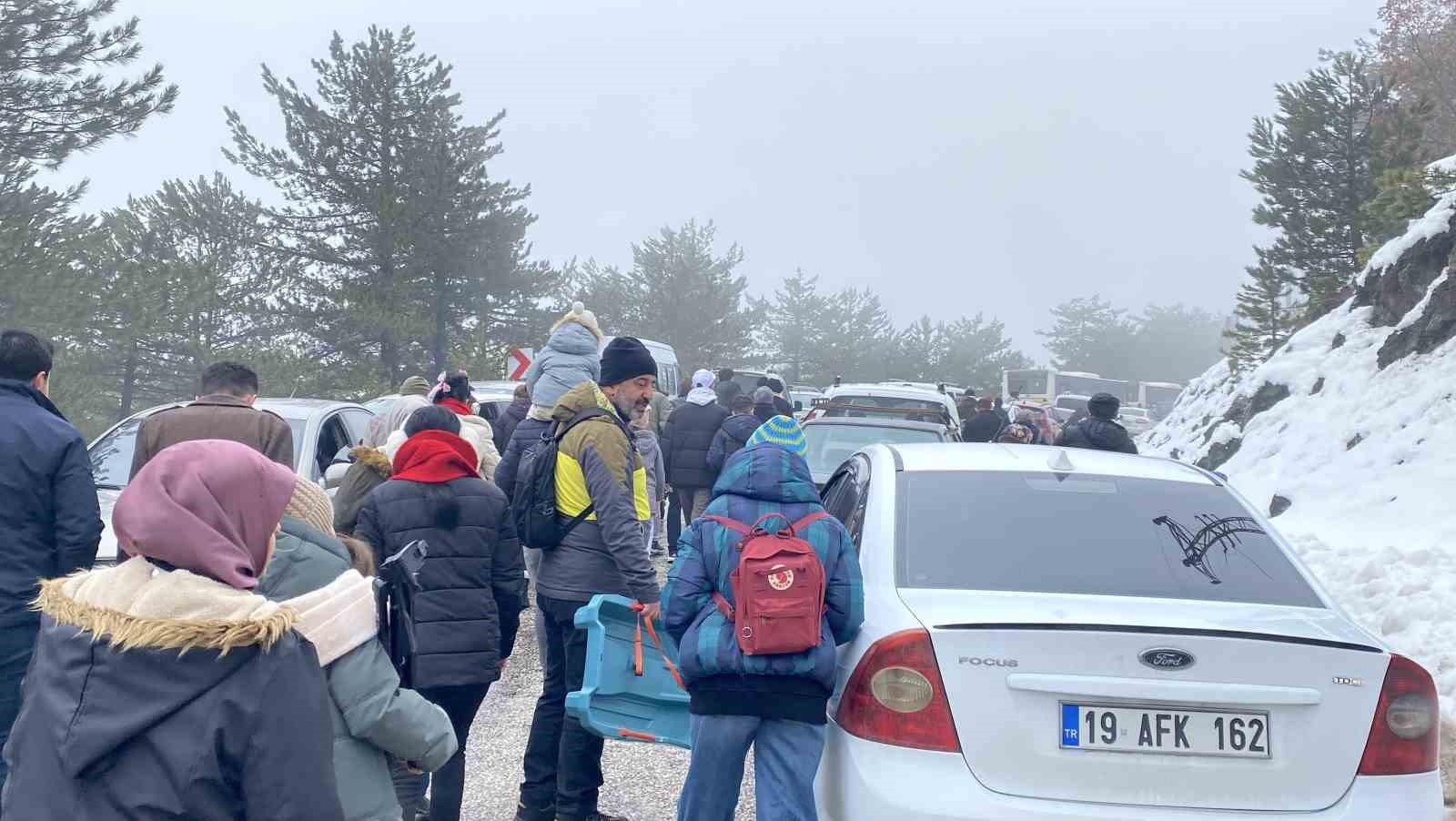 corumda-kar-festivali-vatandaslarin-akinina-ugradi