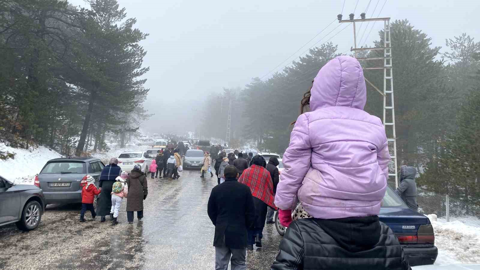 corumda-kar-festivali-vatandaslarin-akinina-ugradi