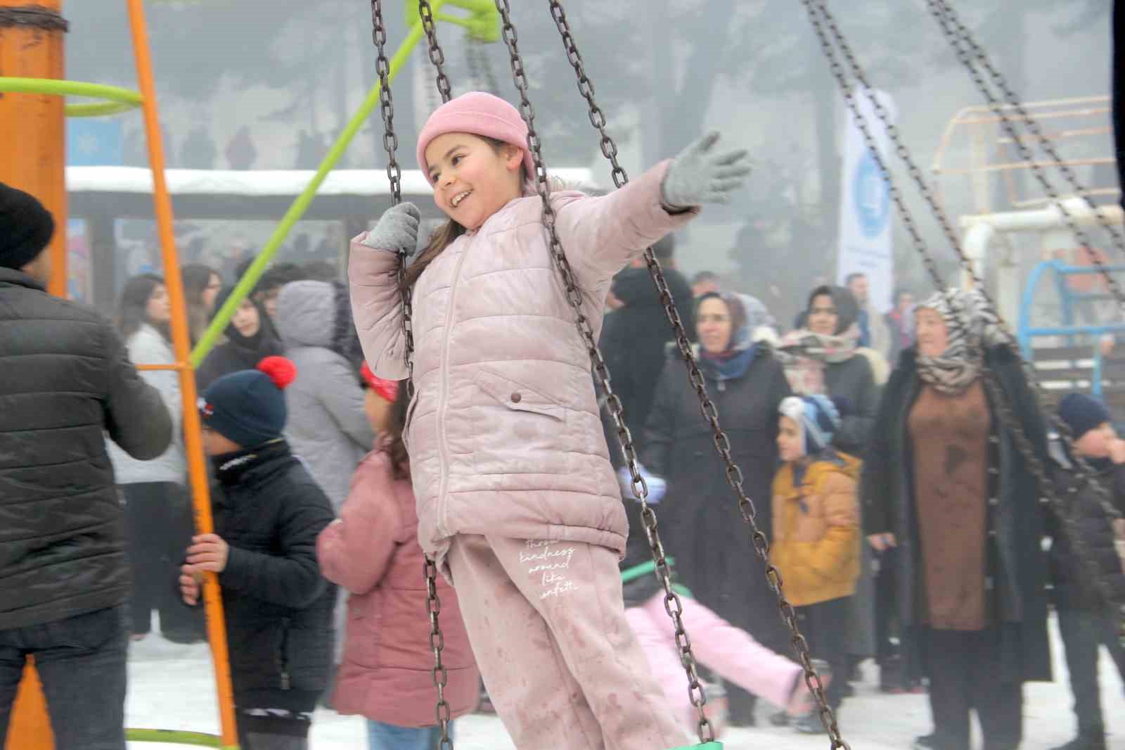 corumda-kar-festivali-vatandaslarin-akinina-ugradi