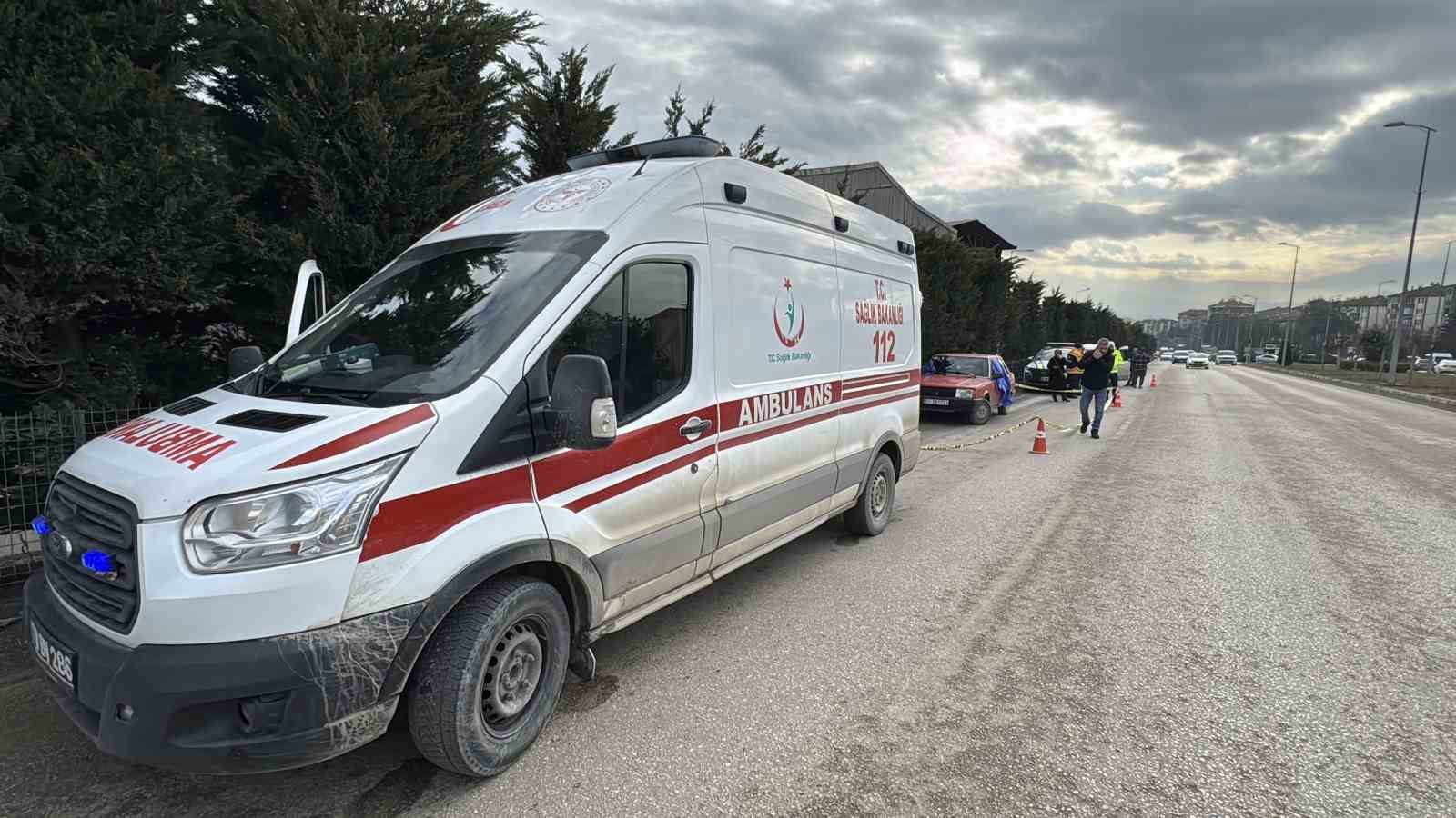 direksiyon-basinda-fenalasan-surucu-hayatini-kaybetti