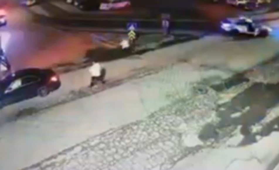 dur-ihtarina-uymayan-surucu-polis-aracina-carpti-2si-polis-3-yarali-surucu-tutuklandi