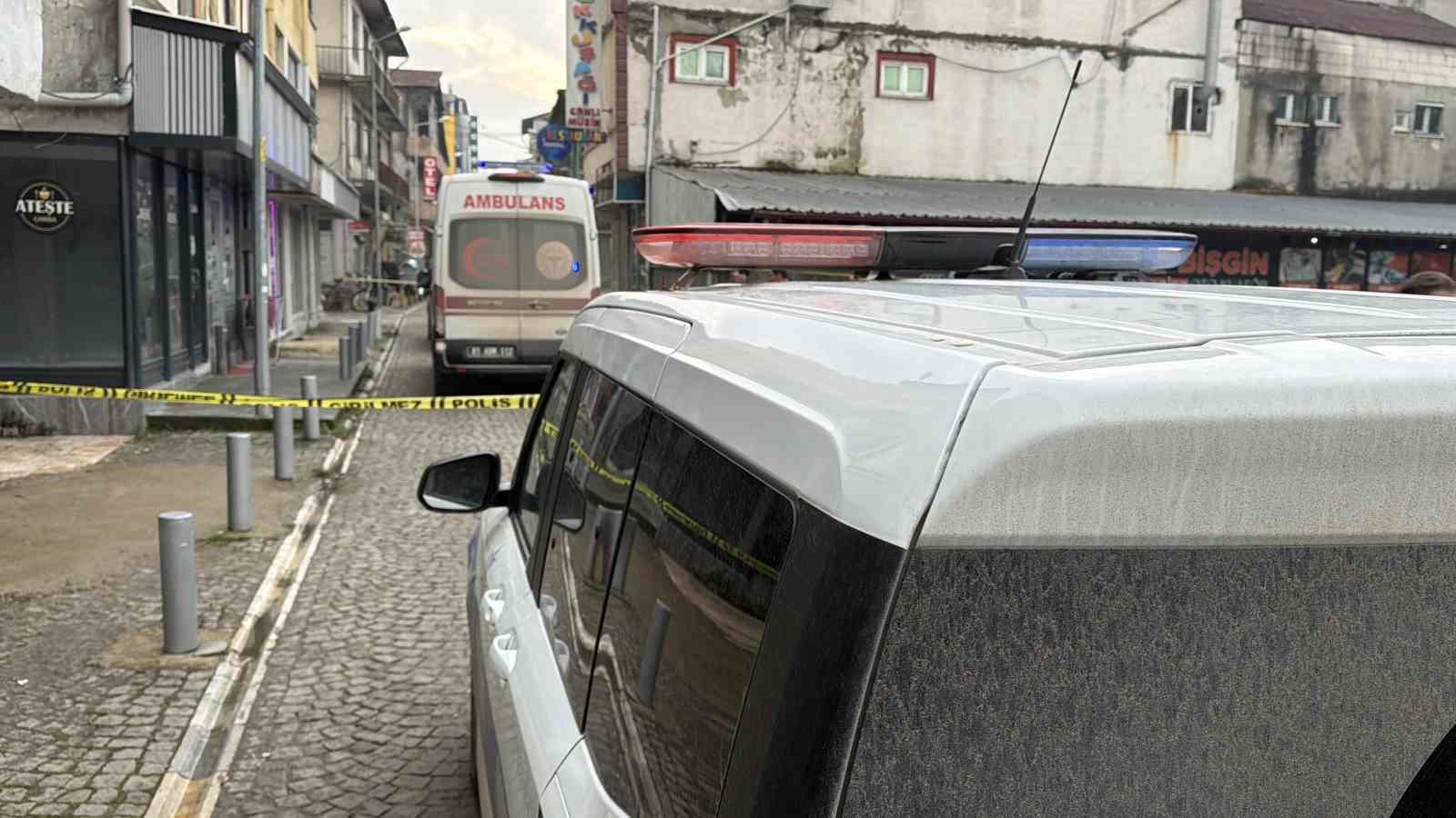 duzcede-pasaj-bodrumunda-erkek-cesedi-bulundu