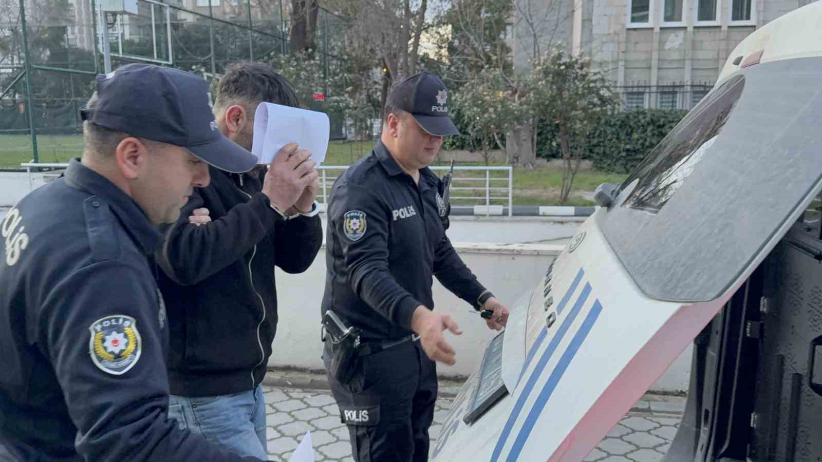 esi-terk-edince-kayinpederinin-evini-atese-verdi