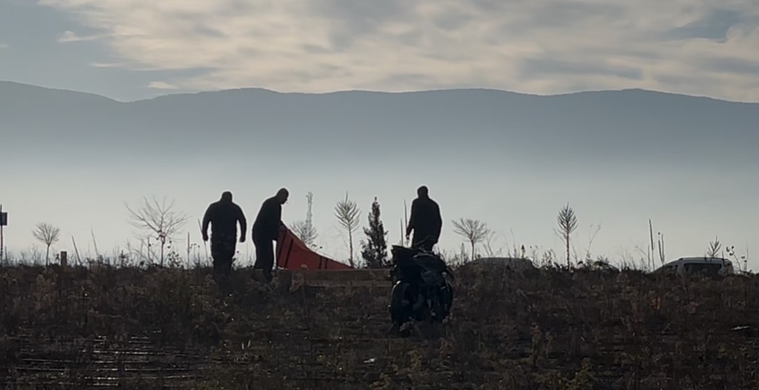 geceden-beri-haber-alinamayan-19-yasindaki-genc-kaza-yapmis-halde-olu-bulundu