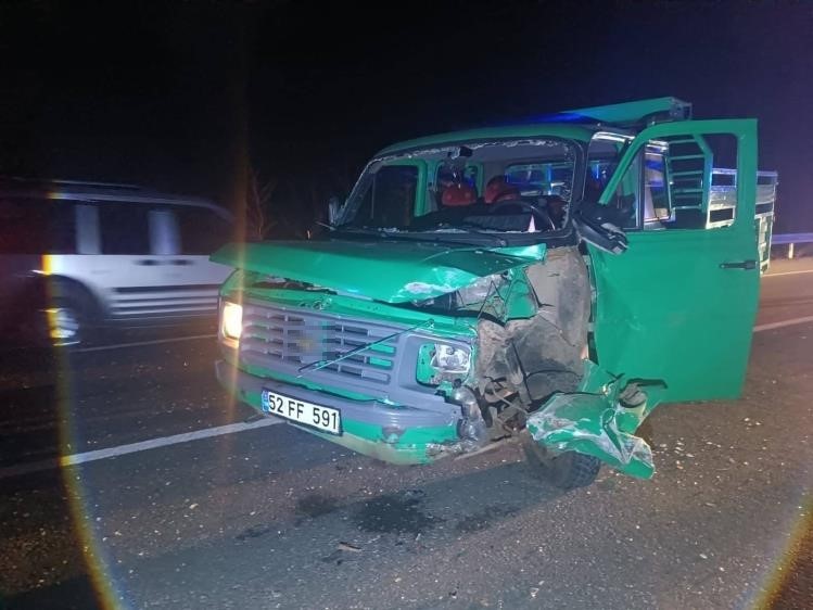 giresunda-feci-kaza-2-kisi-hayatini-kaybetti