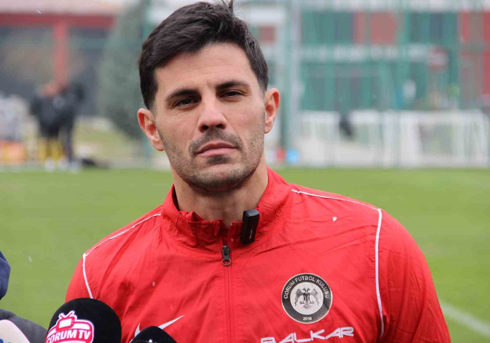 huseyin-eroglu-deplasman-ic-saha-fark-etmeden-her-maci-kazanmak-icin-oynamak-en-onemli-kriterimiz