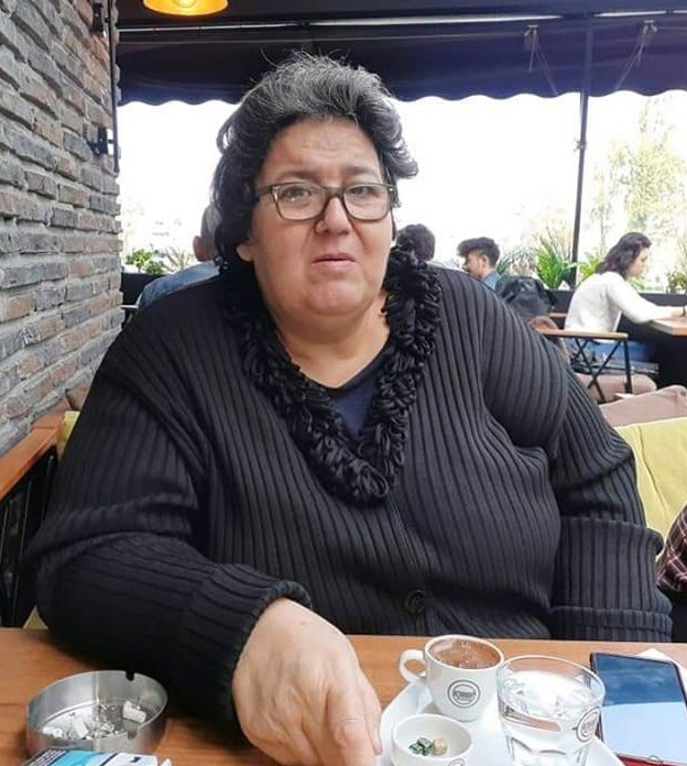 kahreden-tesaduf-6-yil-once-annesi-patates-puresinden-kizi-ise-elma-yerken-oldu