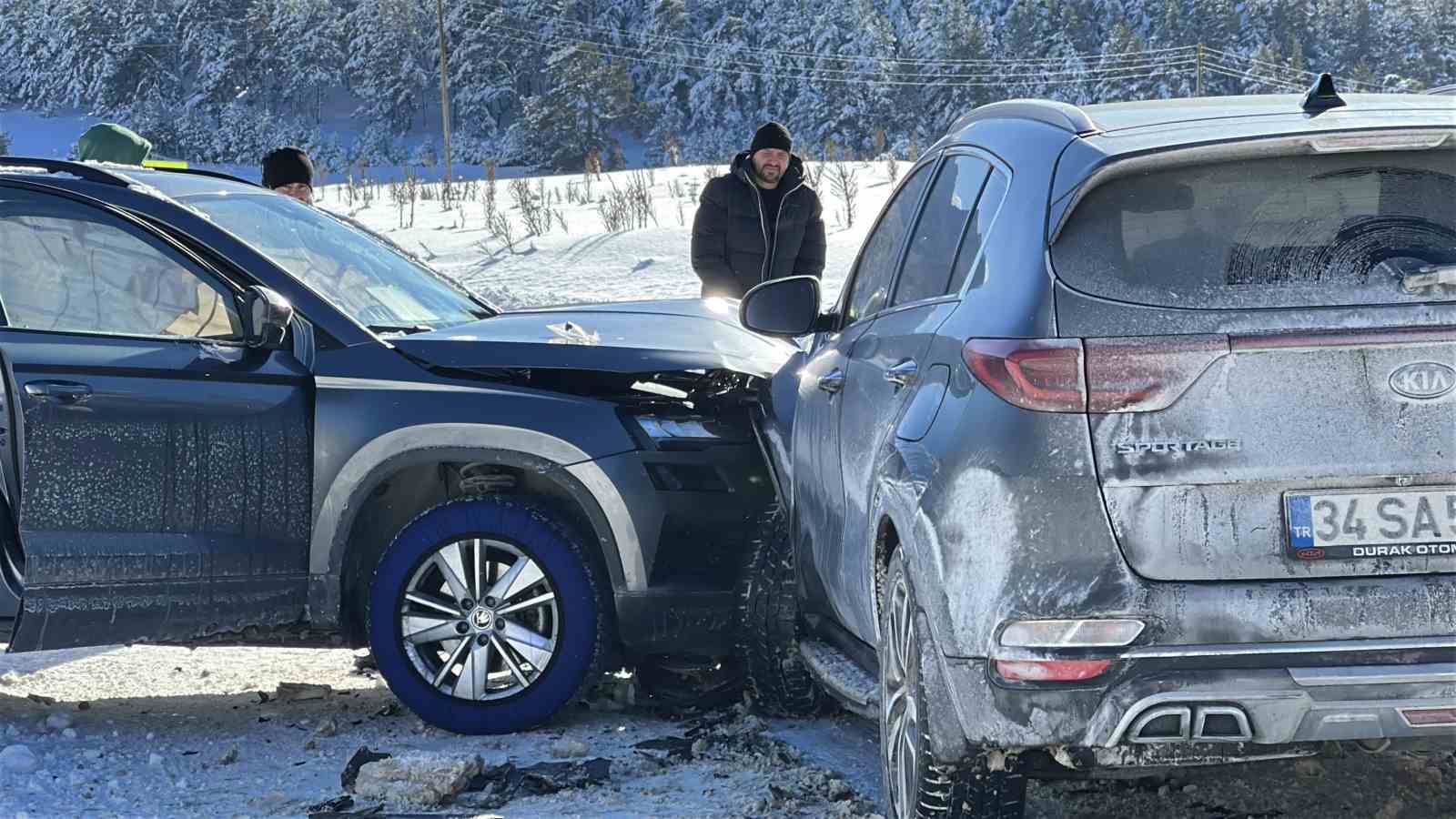 kartalkaya-yolunda-2-cip-kafa-kafaya-carpisti