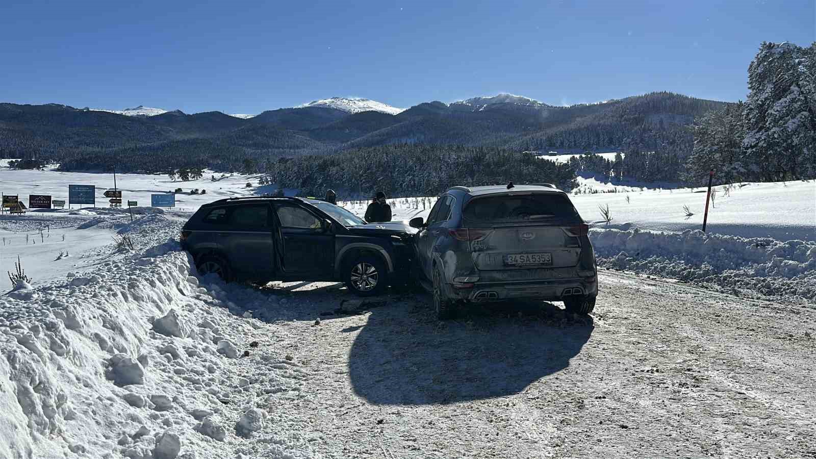 kartalkaya-yolunda-2-cip-kafa-kafaya-carpisti