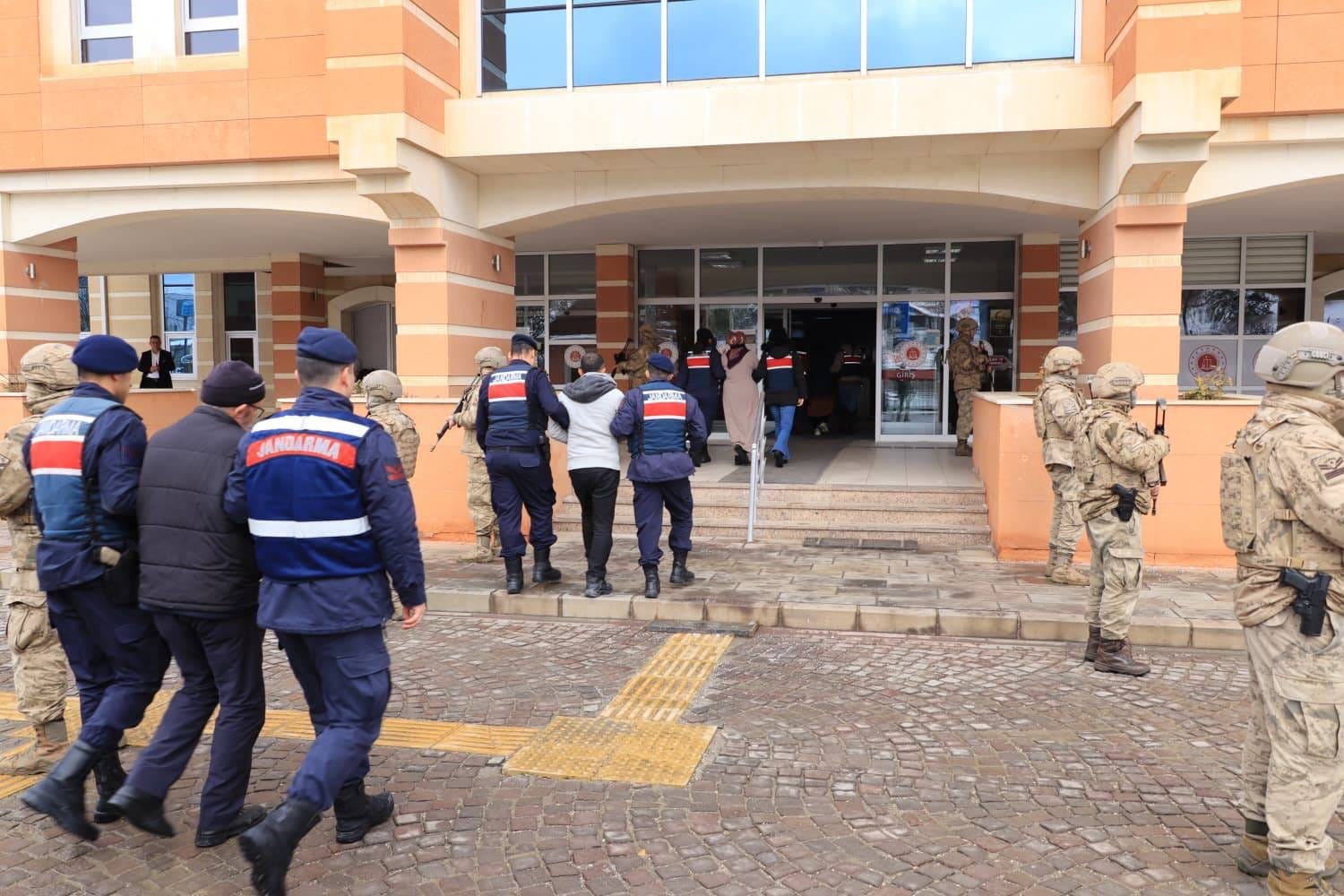 kastamonuda-deas-operasyonunda-gozaltina-alinan-2-supheli-tutuklandi