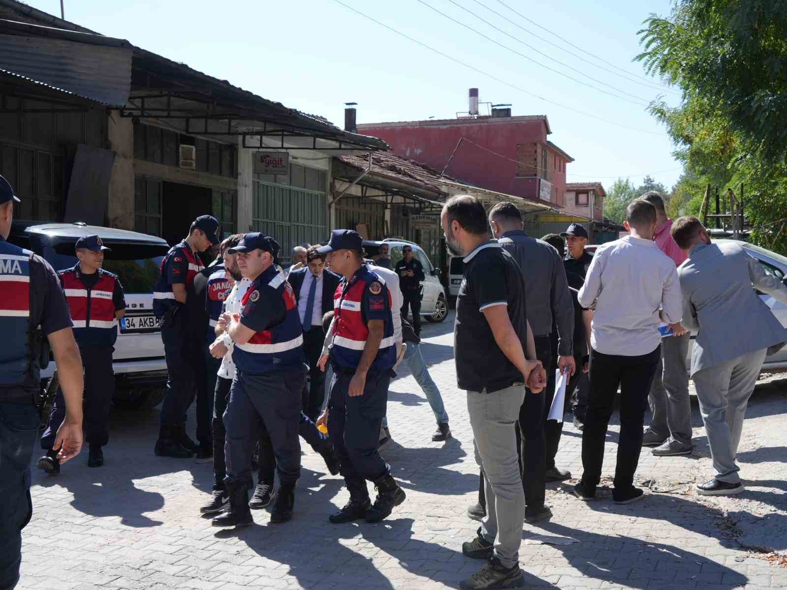 sanayi-sitesindeki-cinayette-iki-kardese-16-yil-ve-23-yil-hapis-cezasi