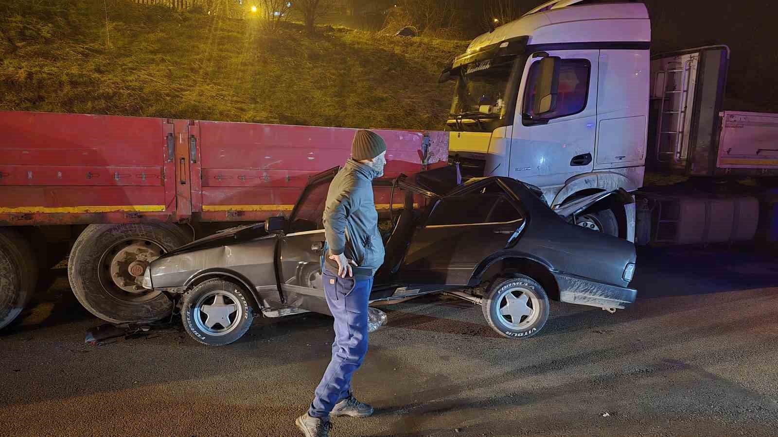 tofas-tira-ok-gibi-saplandi-1i-agir-2-yarali