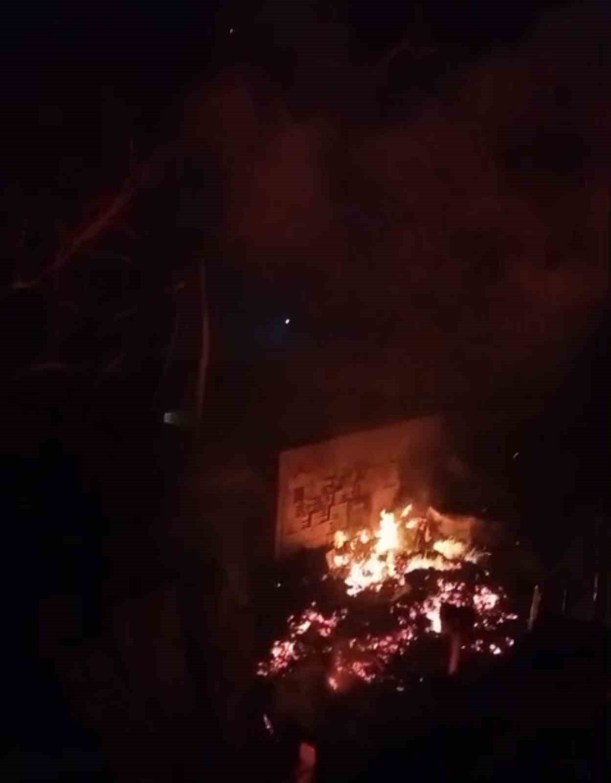 tokatta-evde-cikan-yanginda-50-cuval-findik-kul-oldu