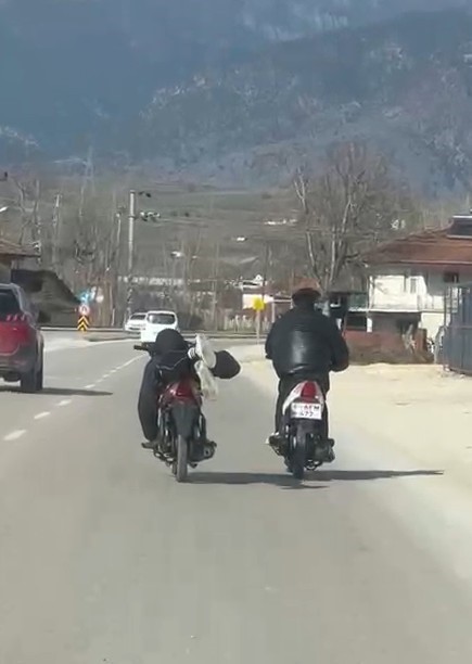 tokatta-trafik-guvenligini-tehlikeye-dusuren-motosikletlilere-ceza-yagdi