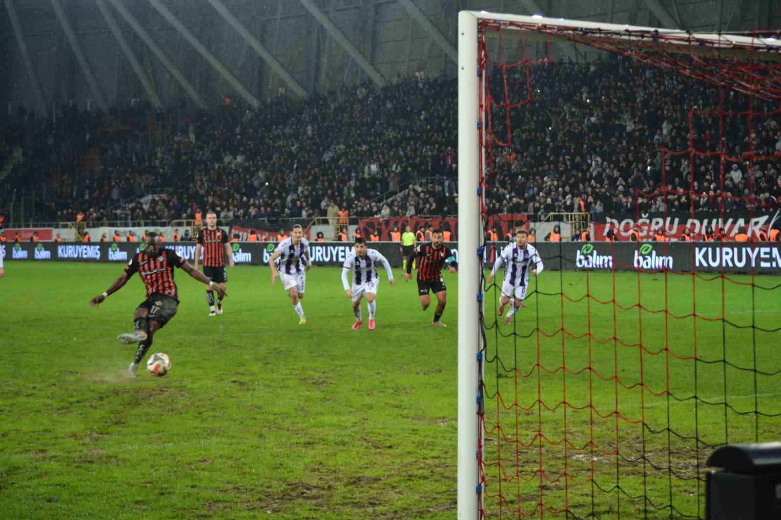 trendyol-1-lig-corum-fk-1-ankara-keciorengucu-0