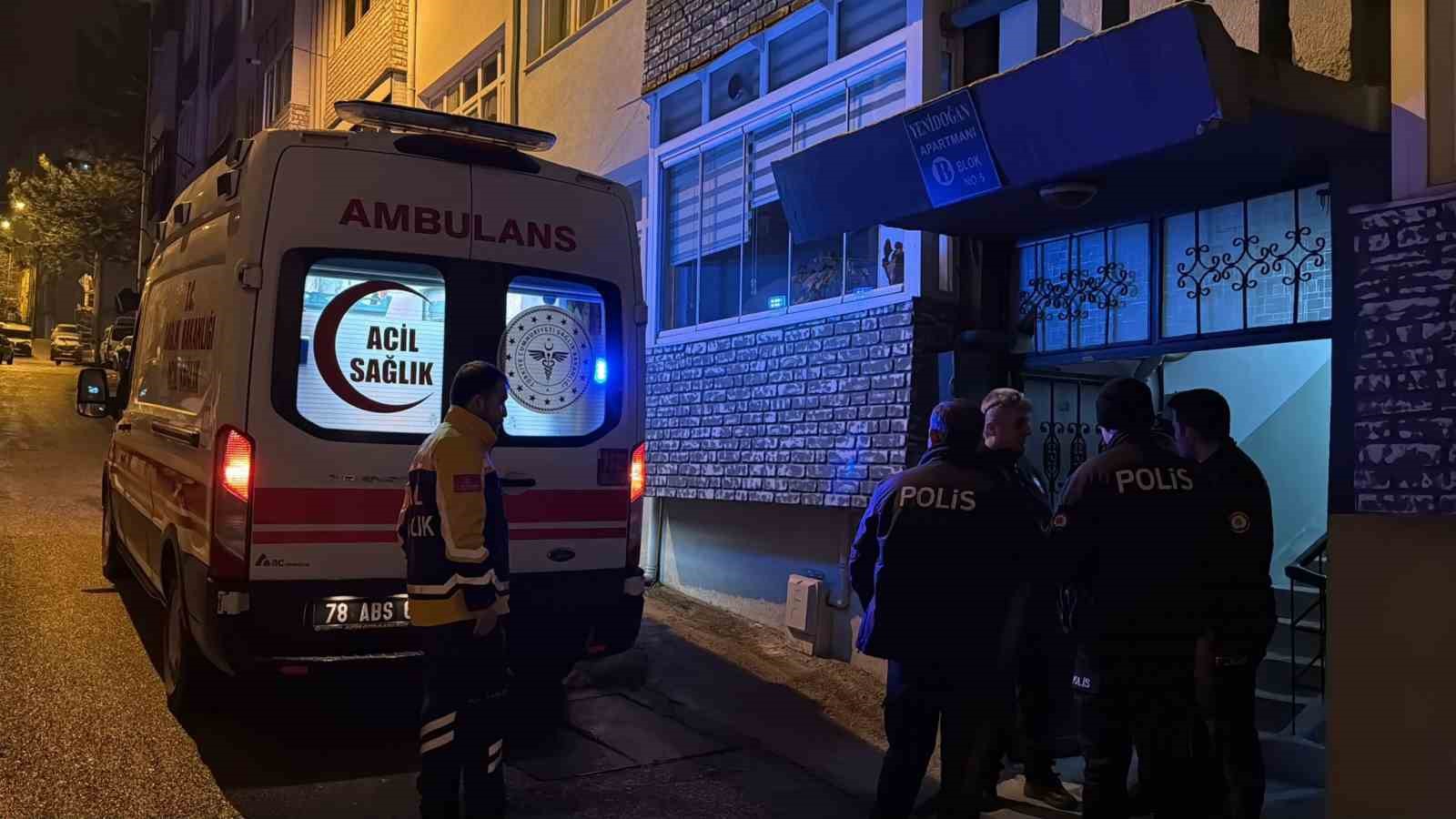 yasli-adam-apartmanin-merdiven-boslugunda-olu-bulundu