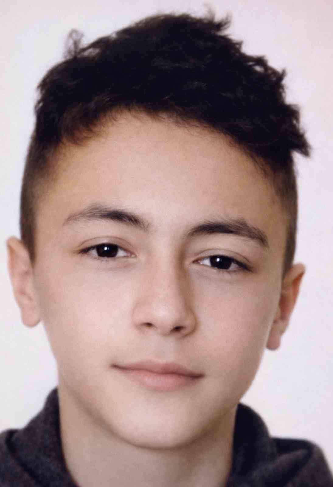 ailesine-veda-mesaji-atan-19-yasindaki-surucu-tankerle-carpisarak-hayatini-kaybetti