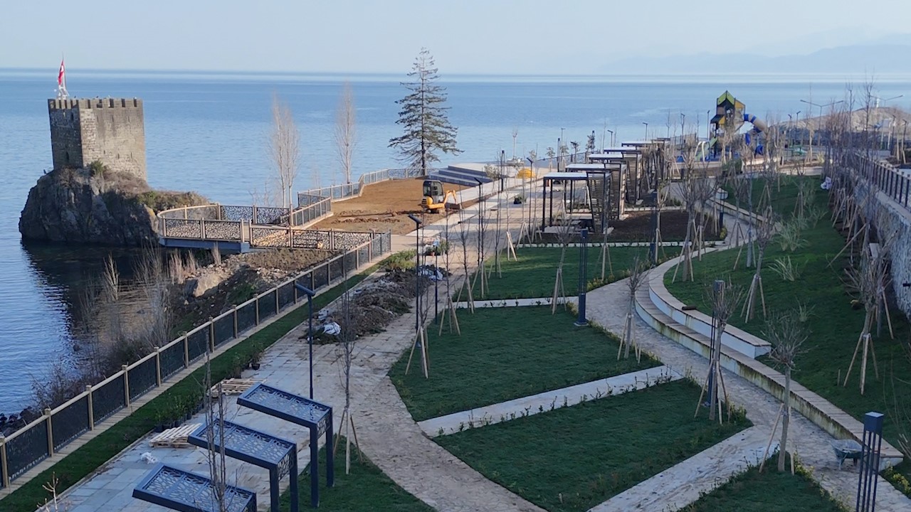 alti-tunel-ustu-park