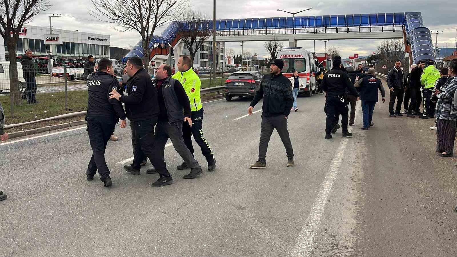 boluda-kaza-sonrasi-arbede-7-yarali-2-gozalti