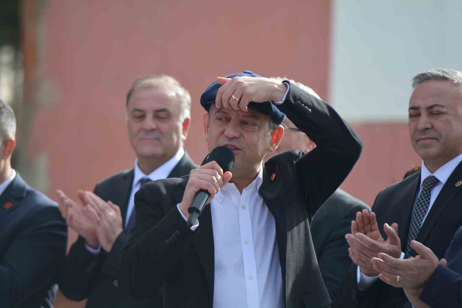 chp-genel-baskani-ozel-47-yil-ikinci-parti-kalan-ama-millete-saygisini-kaybetmeyen-siyasetin-adi-cumhuriyet-halk-partisidir