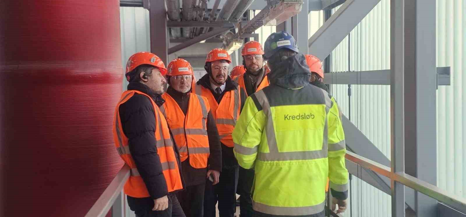 corum-belediye-baskani-asgin-cevreci-enerji-sistemlerini-danimarkada-inceledi