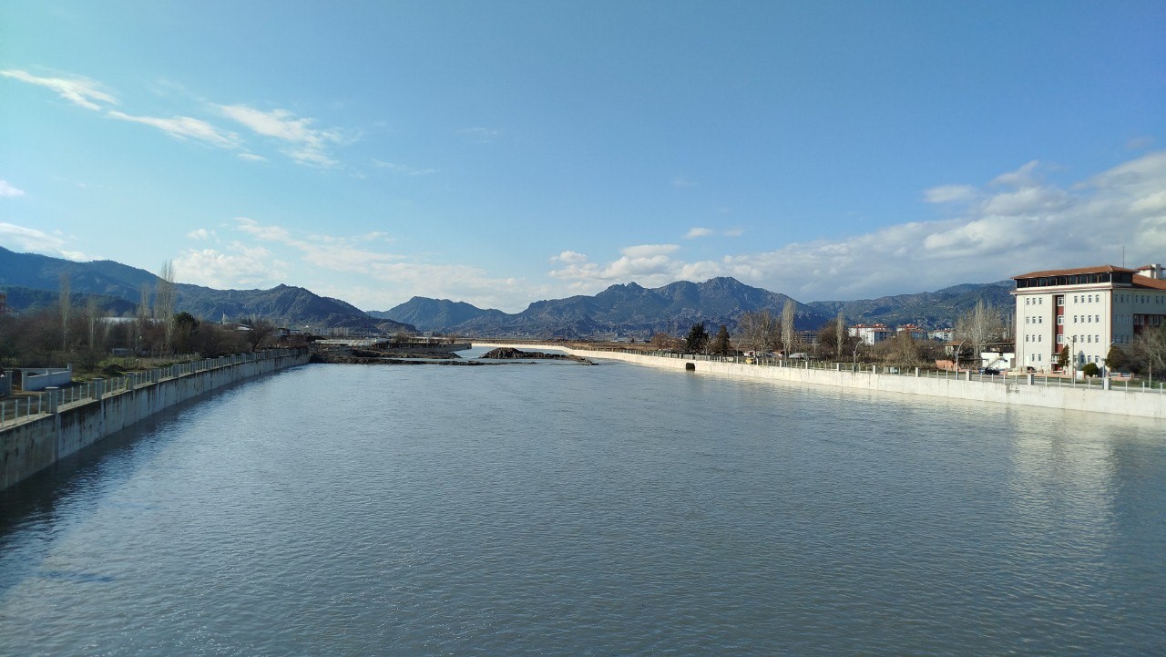 corumda-kis-yagislariyla-kizilirmakin-debisi-yukseldi