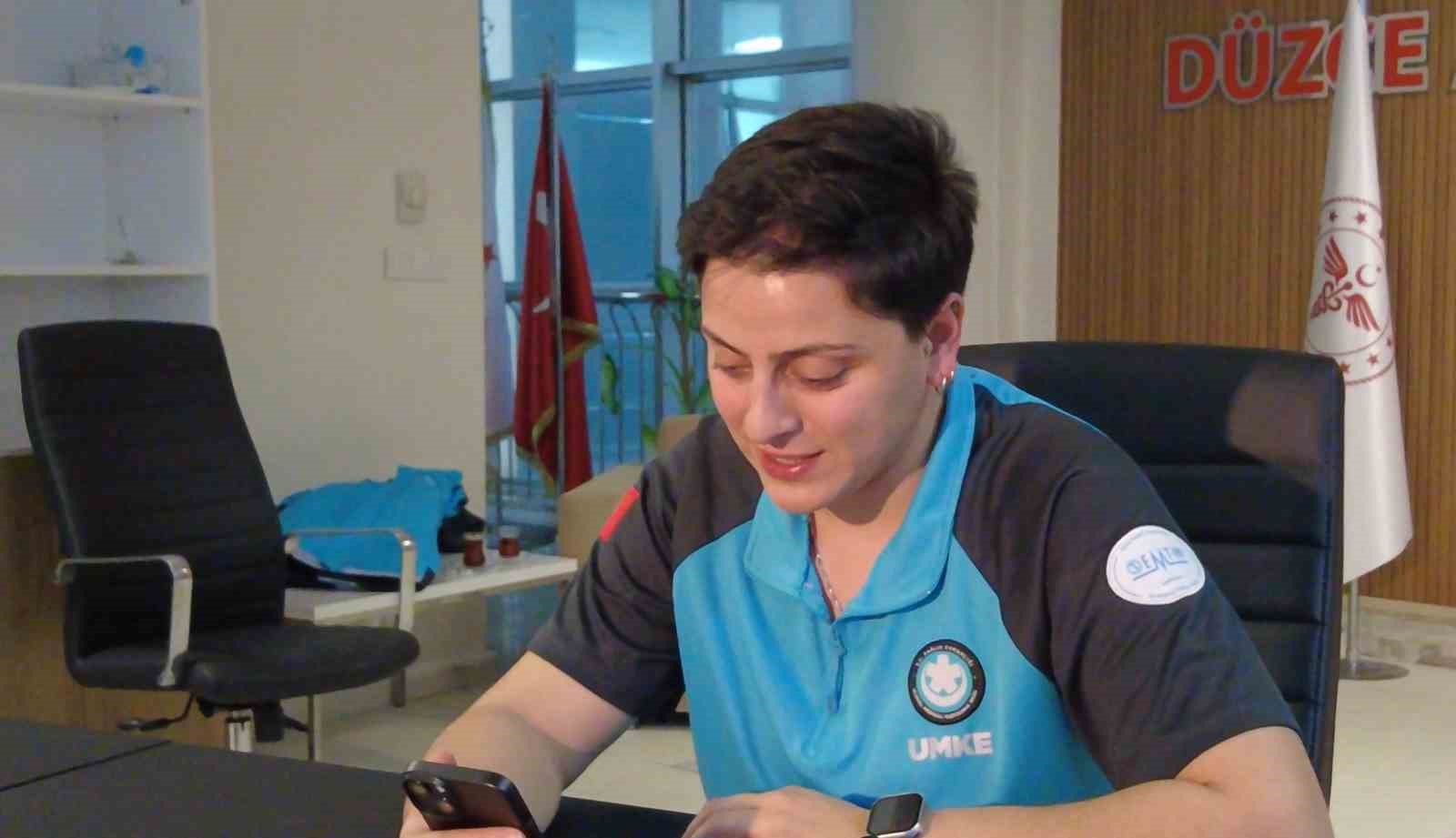 depremde-kurtardigi-genc-kizla-abla-kardes-oldu