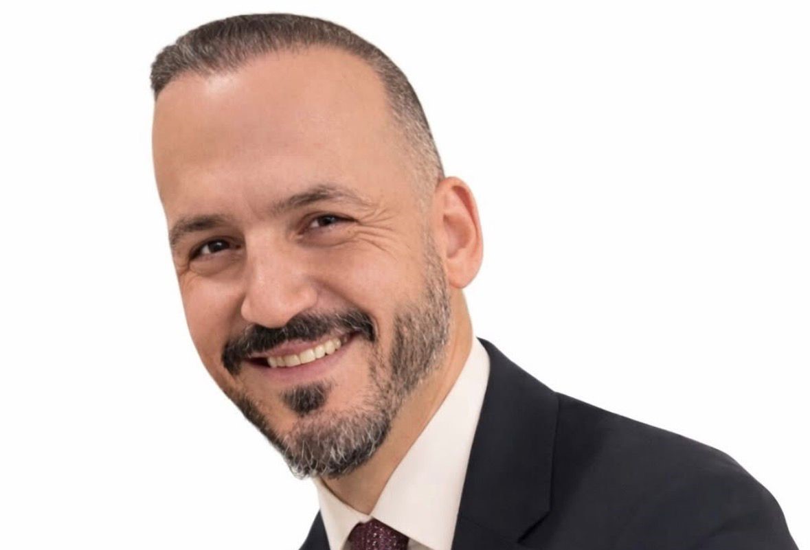 hali-sahada-kalp-krizi-geciren-ogretmen-hayatini-kaybetti