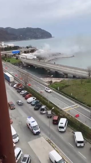 hopada-santiyede-cikan-yangin-korkuttu