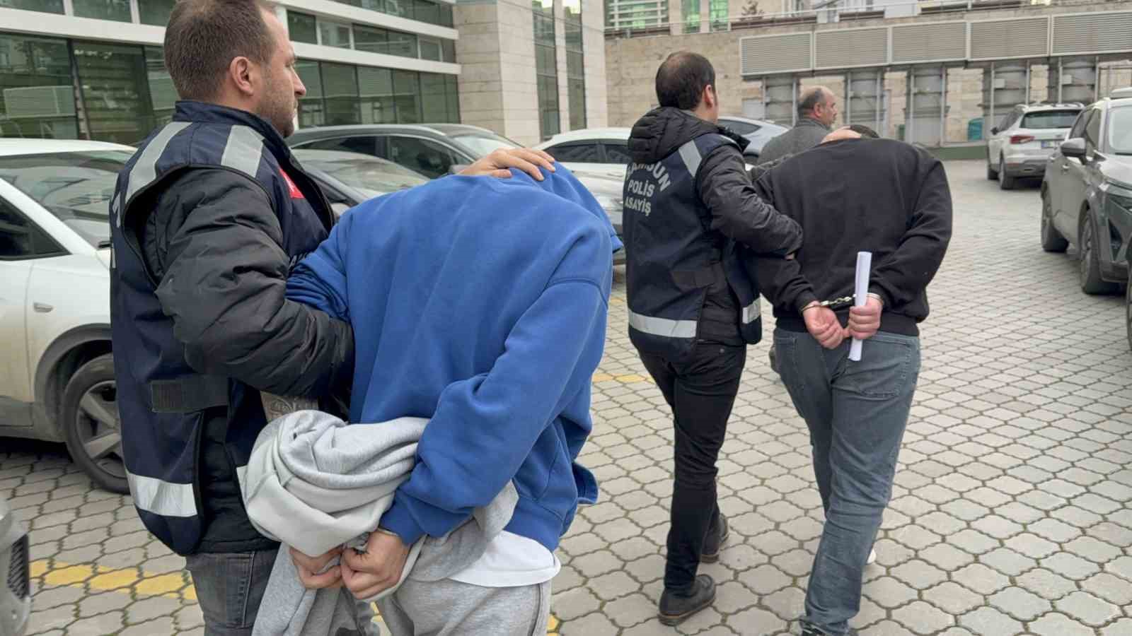 kardeslere-maskeli-saldiri-cinayetinde-2-kisi-tutuklandi