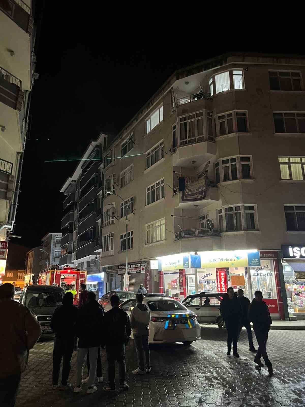 kastamonuda-korkutan-cati-yangini