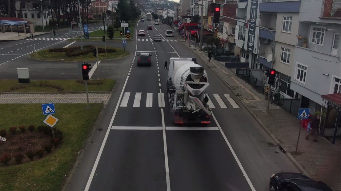 kurallara-uymayan-suruculer-dron-ile-goruntulendi