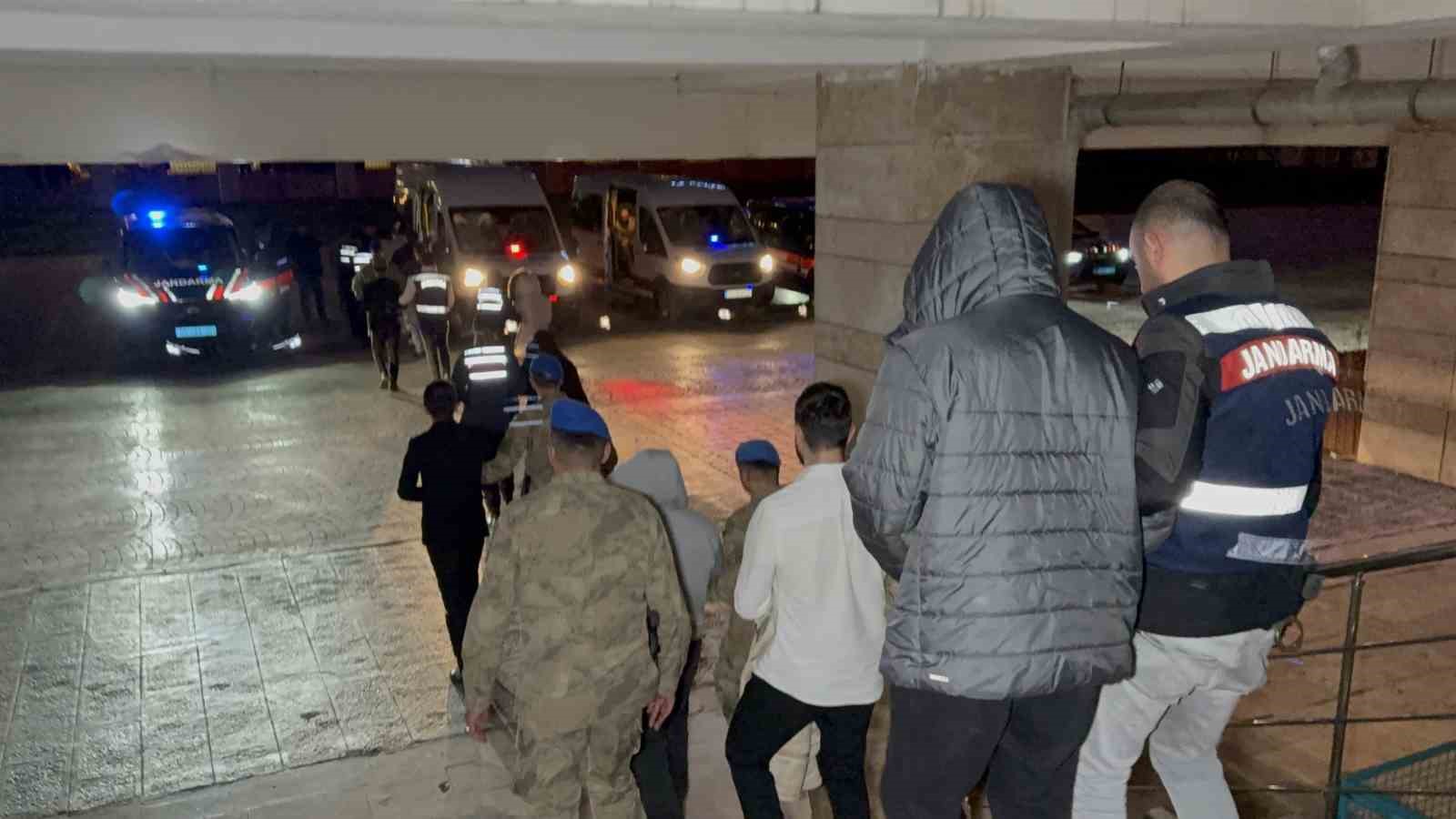 samsun-merkezli-yasa-disi-bahis-operasyonunda-12-kisi-tutuklandi