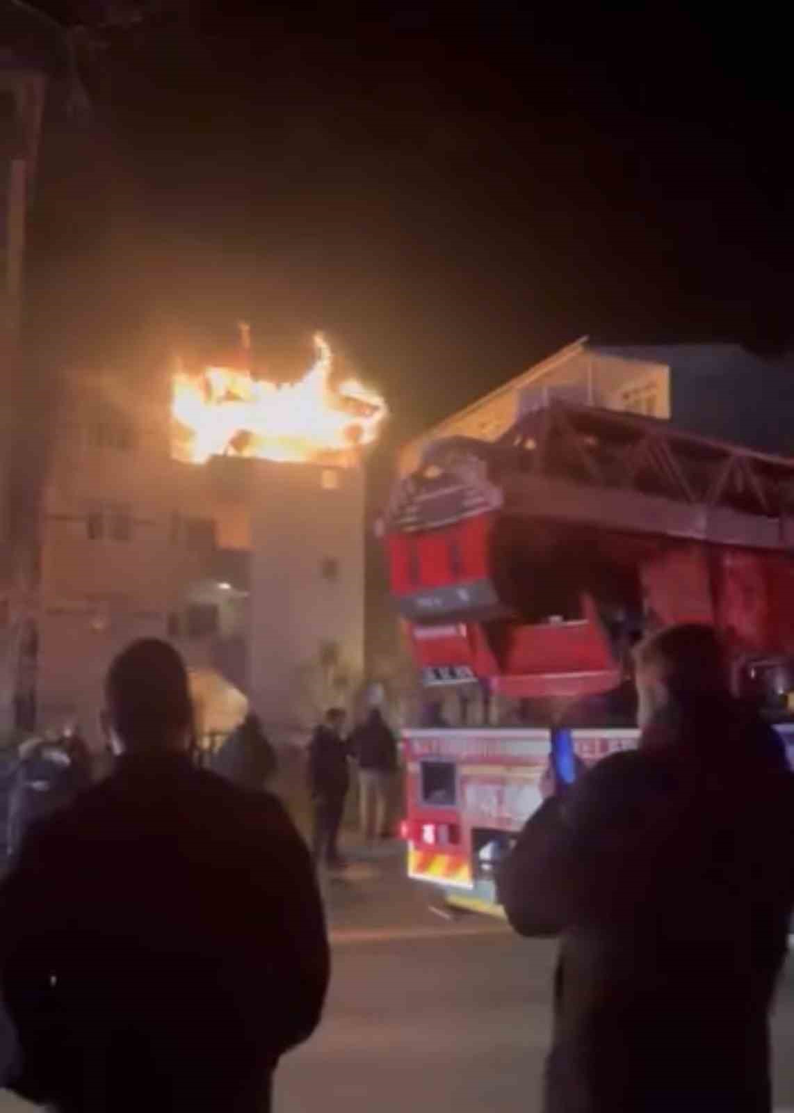 samsunda-cati-kati-alev-alev-yandi-1-yarali