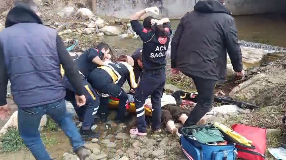 sinopta-firtina-asma-kopruyu-devirdi-2-yarali