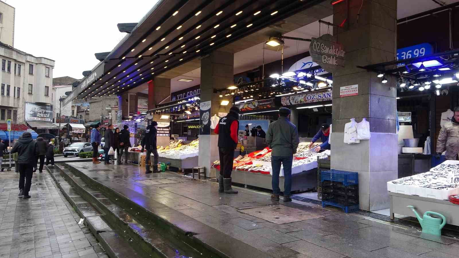 son-yillarin-en-uzun-hamsi-sezonu-yasaniyor