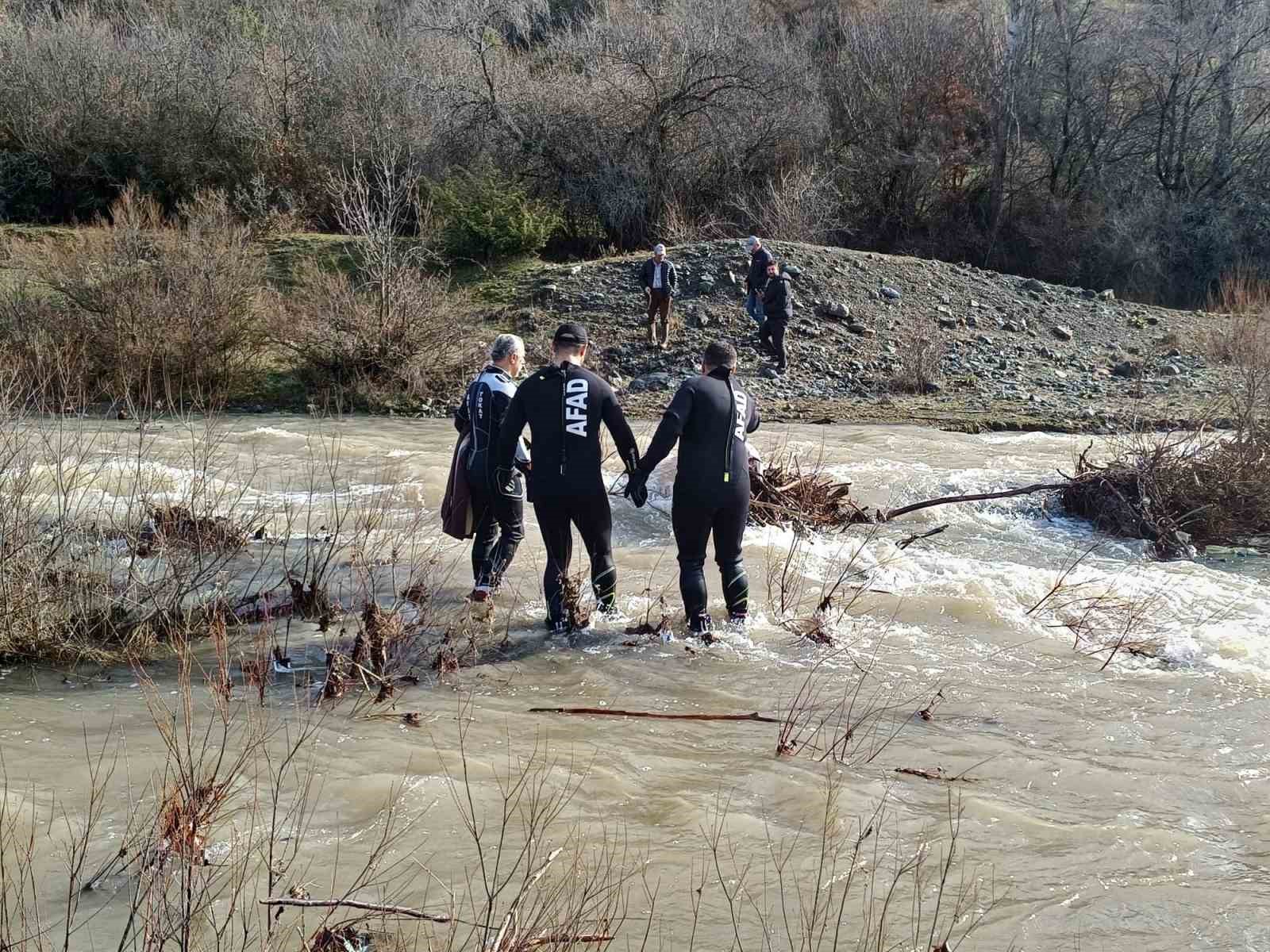 tokatta-kaybolan-kadin-dere-yataginda-olu-bulundu