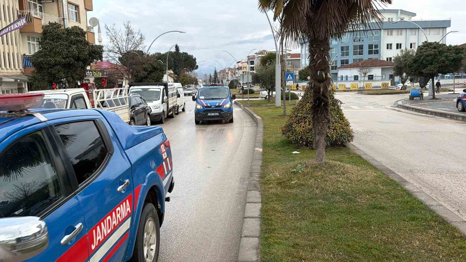 tokatta-silah-ve-fisek-kacakciligina-darbe